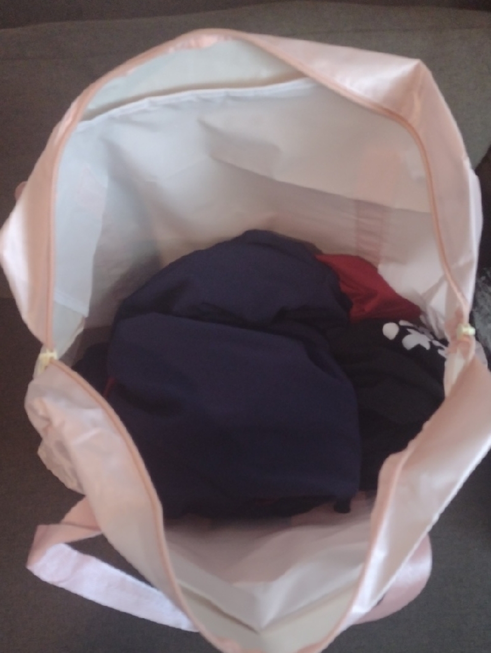 Lightweight Travel Duffel Bag New - Picture 3 of 6